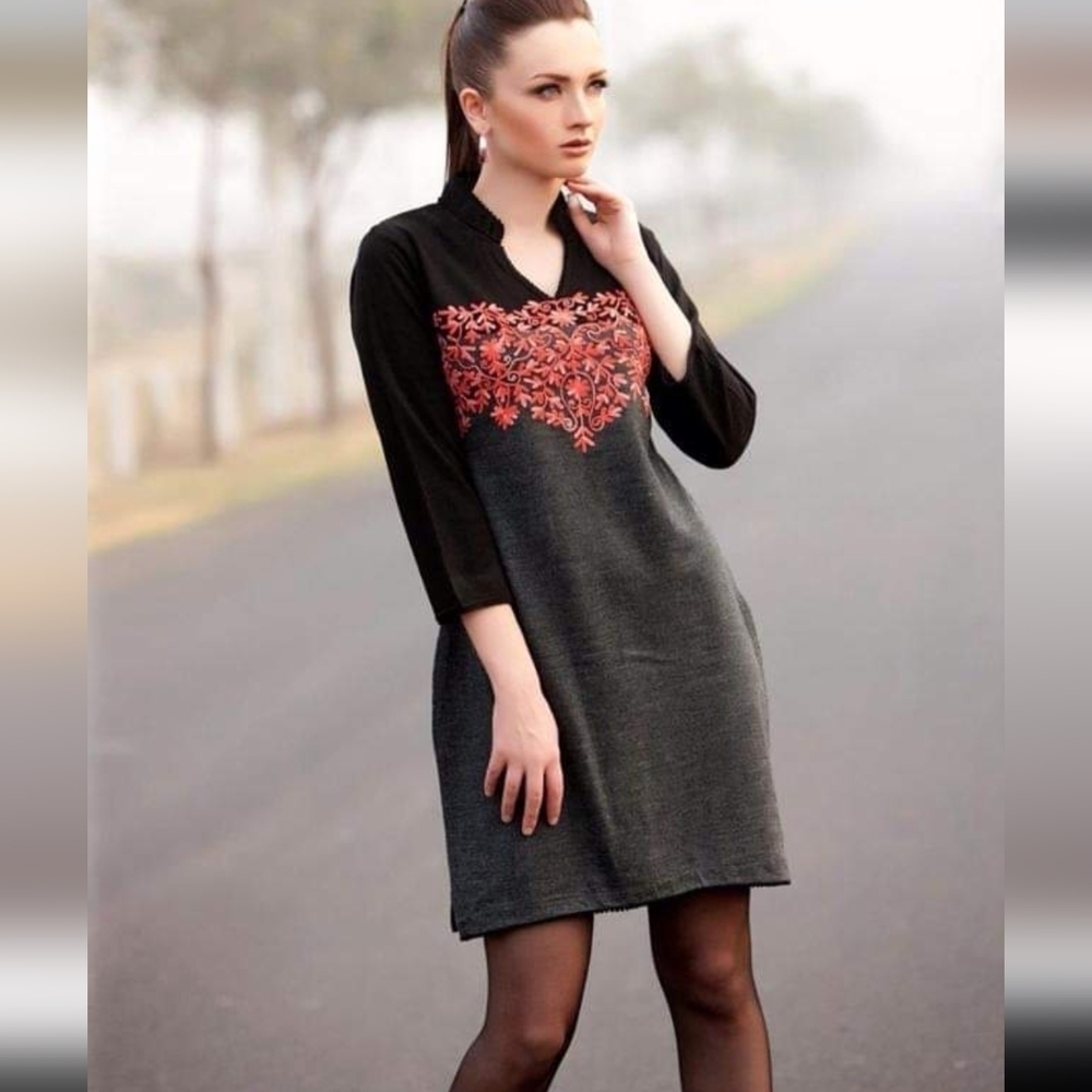 Kazaro Women's Dress Tunic Crewl Embroidery Floral‎ 3/4 Sleeves Medium